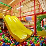 красна поляна Family Club